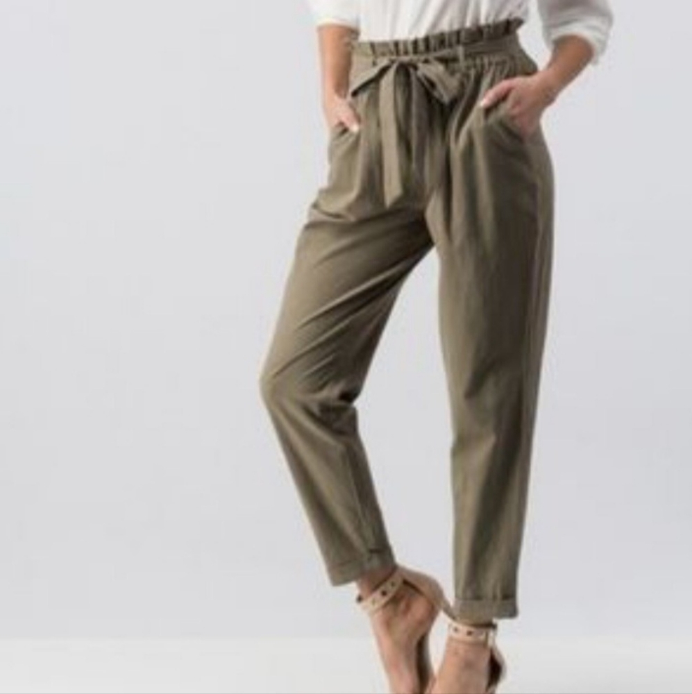 FAVLUX Paper Bag Elasticized ruffle waistband Women's Pants Size Small